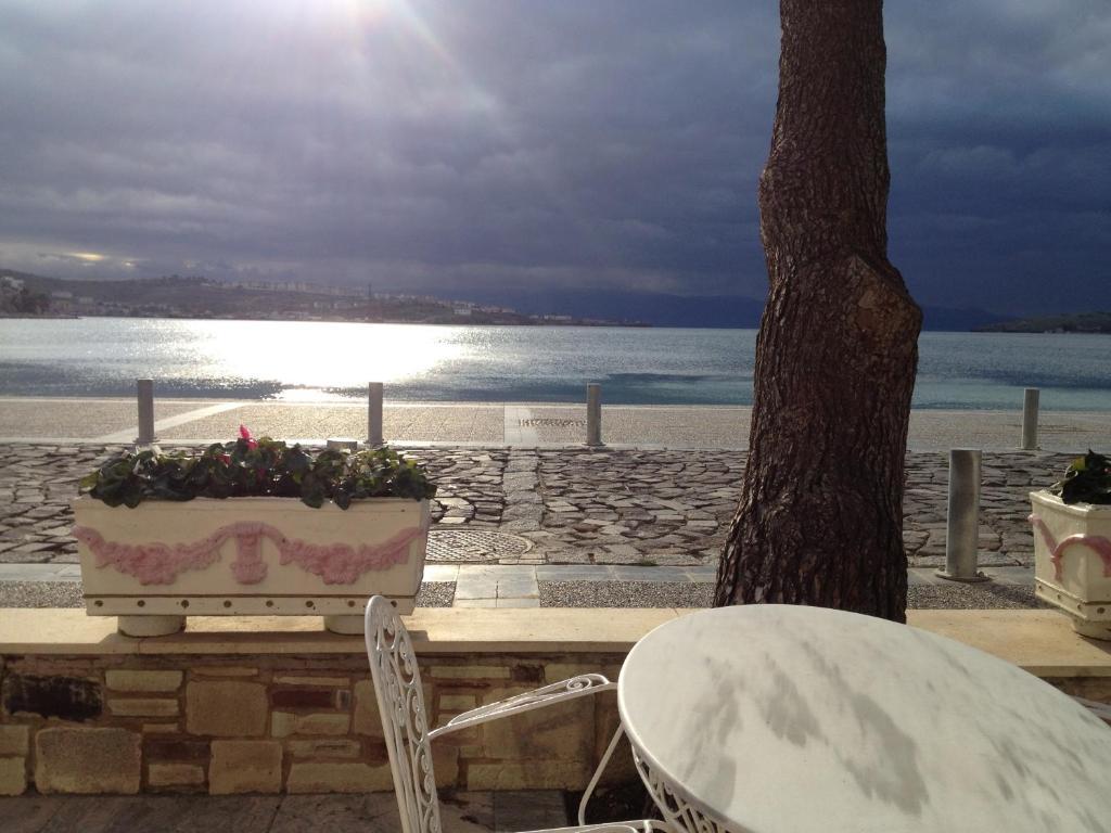 Lola 38 Hotel Foça Exterior foto
